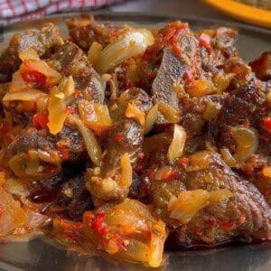 Viande Sautée + Portion Attiéké